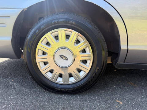 2006 Ford Crown Victoria