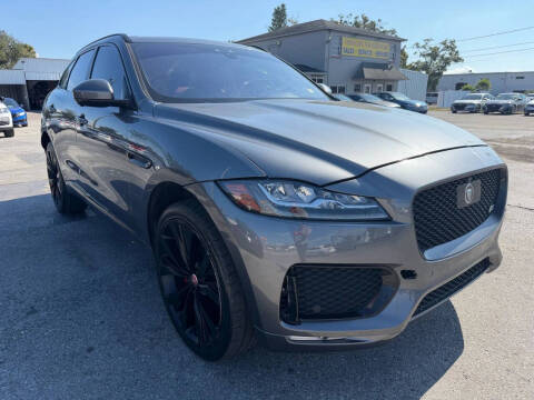 2019 Jaguar F-PACE S