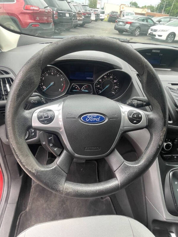 2015 Ford Escape SE