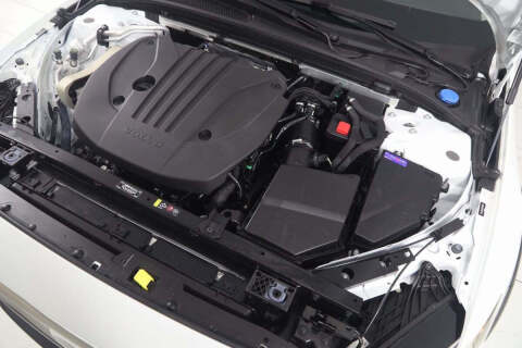 2024 Volvo V60 Cross Country B5 Plus