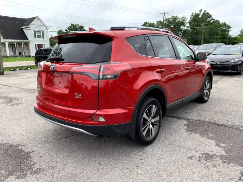 2017 Toyota RAV4 XLE