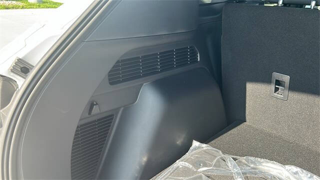 2025 Ford Escape Hybrid ST-Line