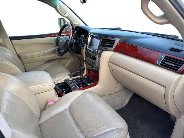 2008 Lexus LX 570
