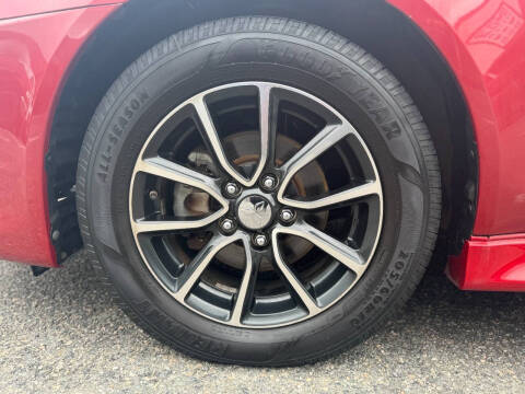 2017 Mitsubishi Lancer ES