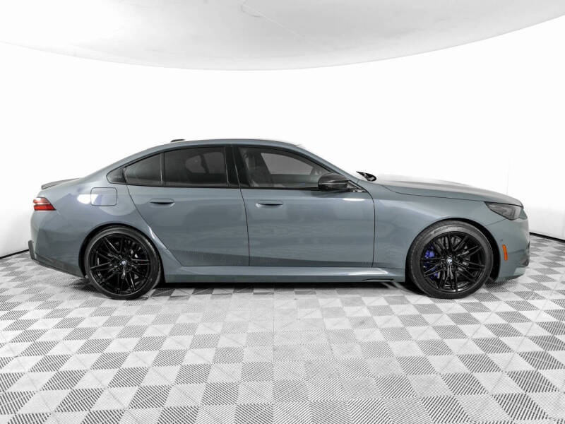 2025 BMW M5