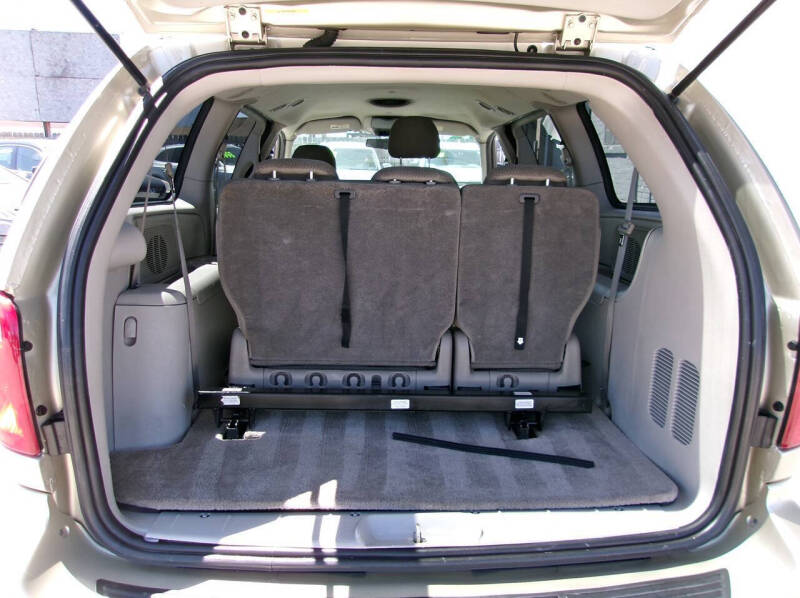 2006 Dodge Grand Caravan SE