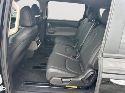 2026 Kia Carnival LX