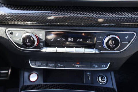 2018 Audi SQ5 3.0T quattro Premium Plus