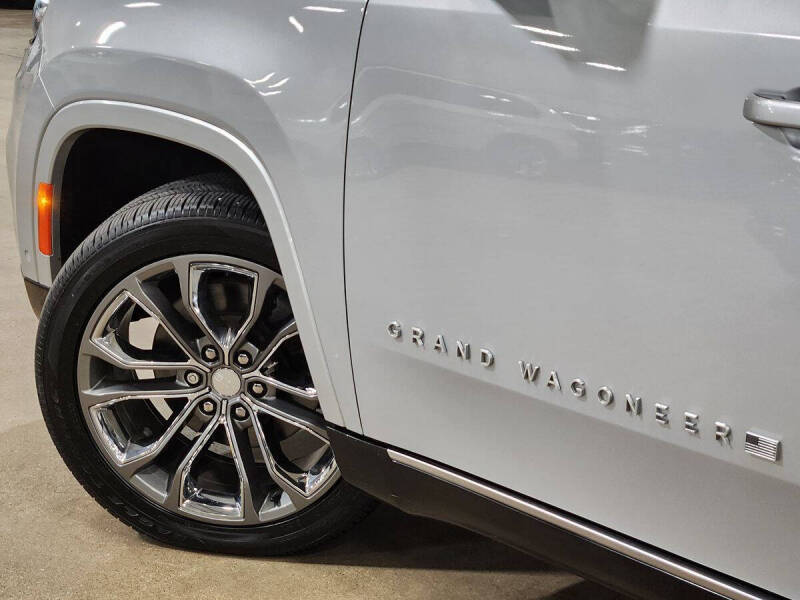 2022 Jeep Grand Wagoneer Series II