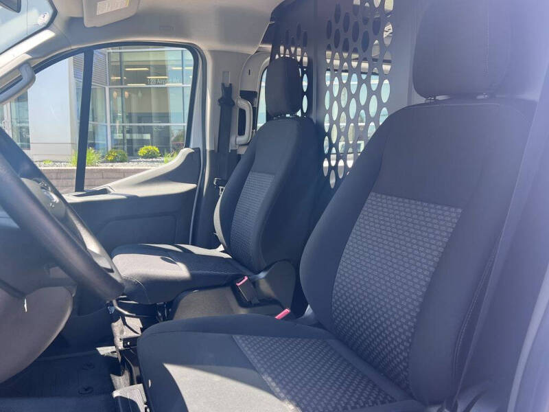 2025 Ford Transit