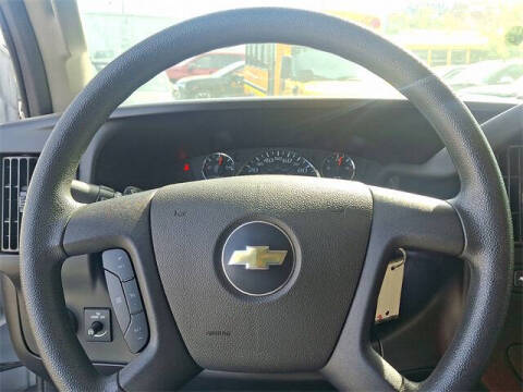 2023 Chevrolet Express 2500