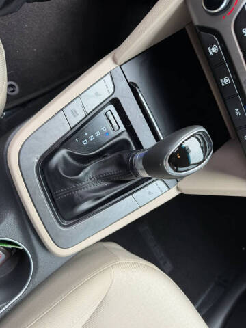 2017 Hyundai Elantra Value Edition