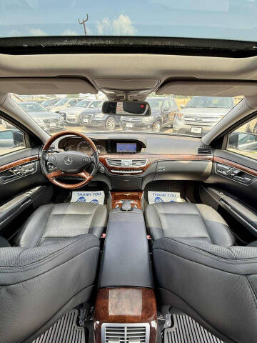 2011 Mercedes-Benz S-Class S 550 4MATIC