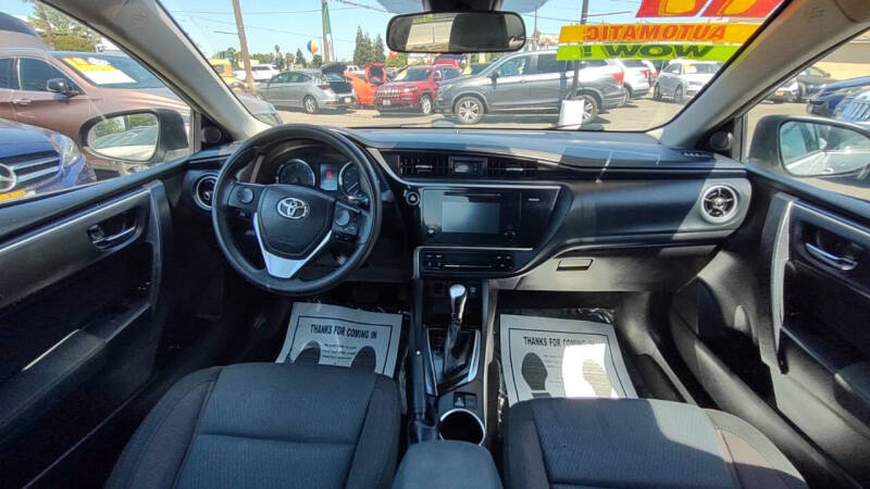 2017 Toyota Corolla LE