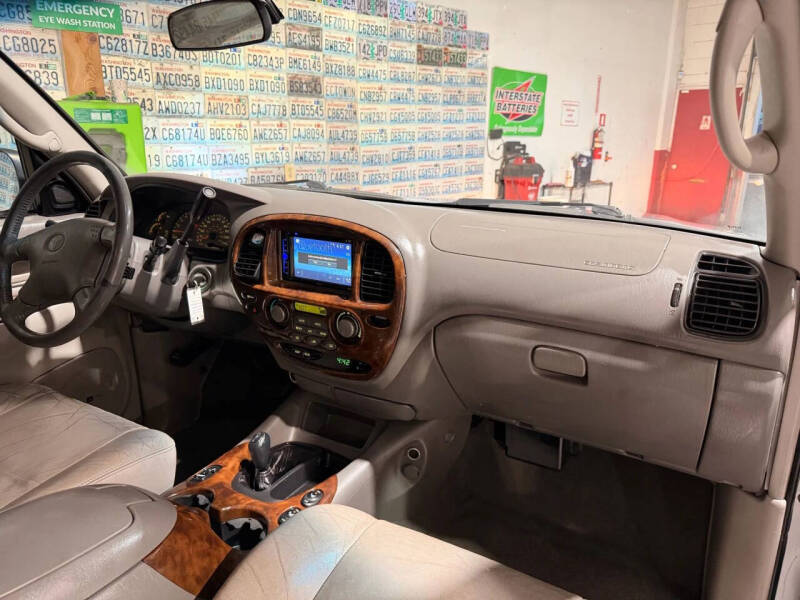 2001 Toyota Sequoia Limited