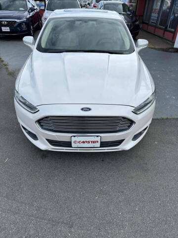 2014 Ford Fusion SE