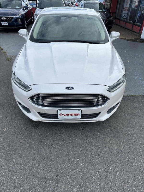 2014 Ford Fusion SE