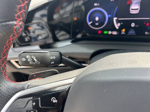 2024 Volkswagen Golf GTI S