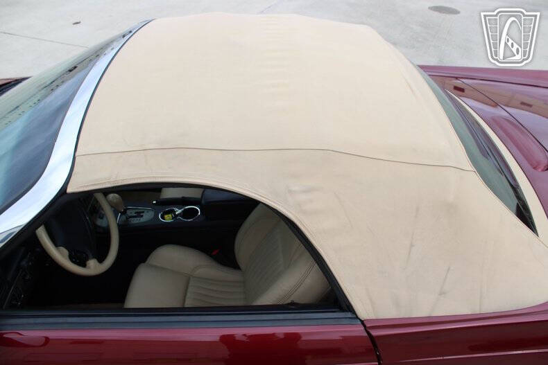 2004 Ford Thunderbird Deluxe