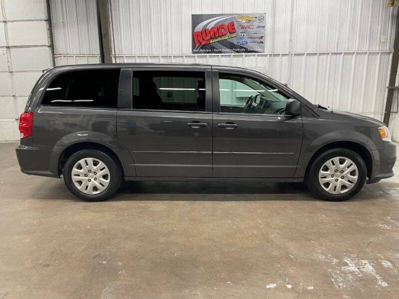 2017 Dodge Grand Caravan SE