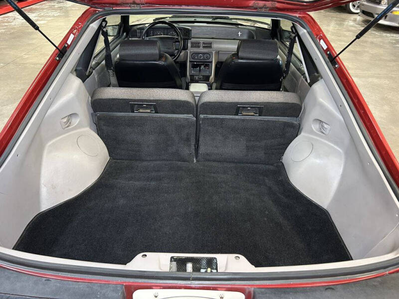 1990 Ford Mustang LX 5.0