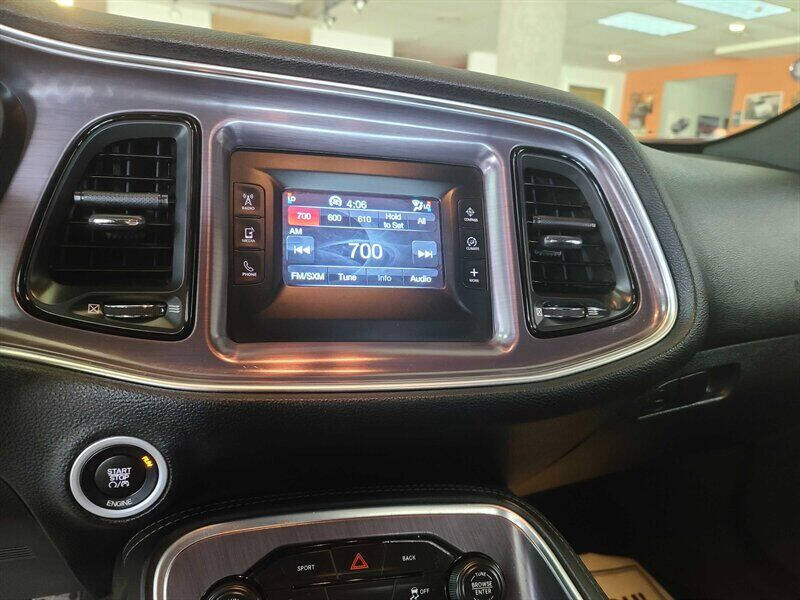 2015 Dodge Challenger R/T