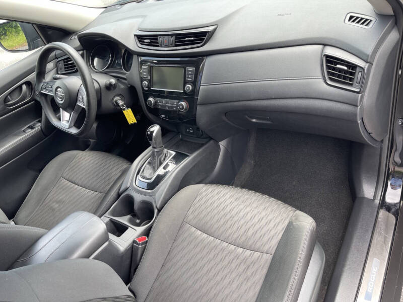 2019 Nissan Rogue S
