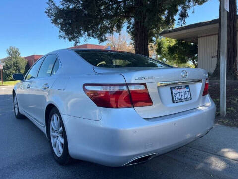 2007 Lexus LS 460