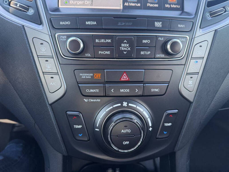 2017 Hyundai Santa Fe SE Ultimate
