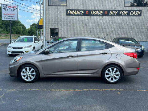2012 Hyundai Accent GLS