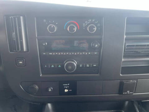 2017 Chevrolet Express 2500