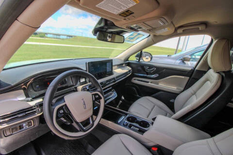 2025 Lincoln Corsair Premiere
