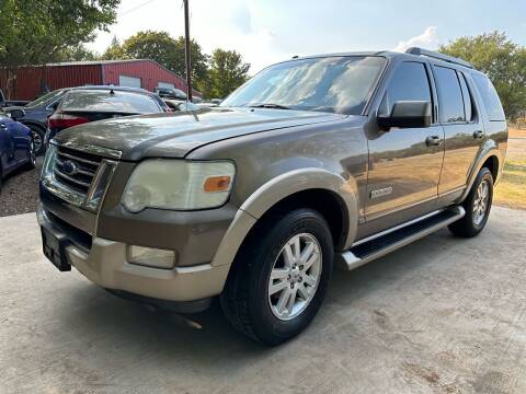 2006 Ford Explorer for sale at The Car Shed in Burleson TX