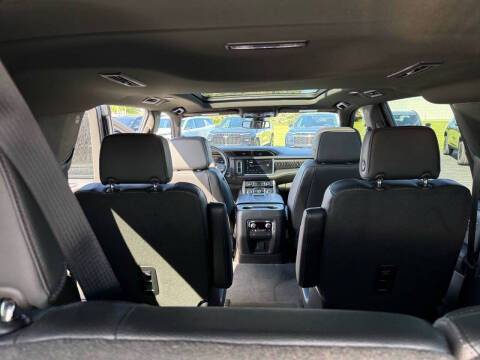 2022 GMC Yukon XL Denali