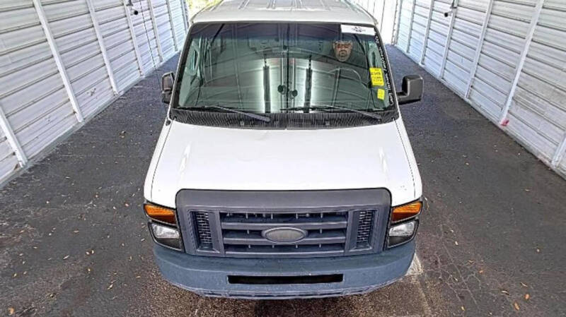 2014 Ford E-Series E-150