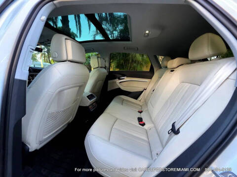 2021 Audi e-tron quattro Premium