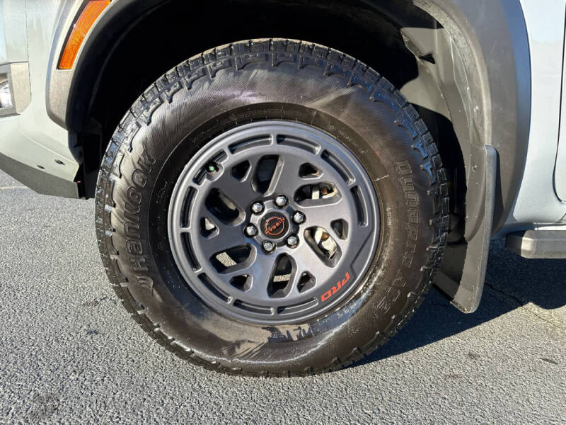 2025 Nissan Frontier PRO-4X