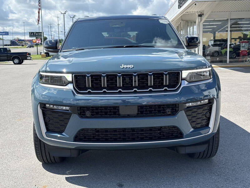 2026 Jeep Grand Cherokee Summit