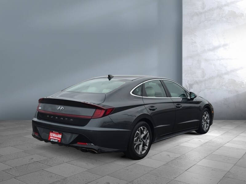 2022 Hyundai Sonata SEL