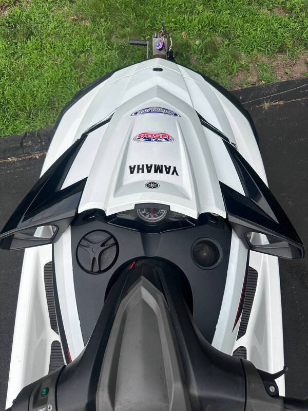 2014 Yamaha WaveRunner FX SHO