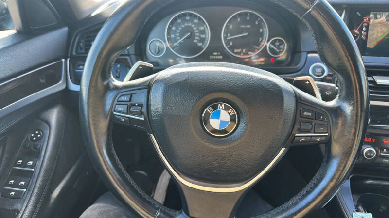 2016 BMW 5 Series 528i