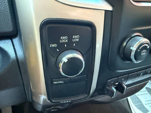 2013 RAM 1500 SLT