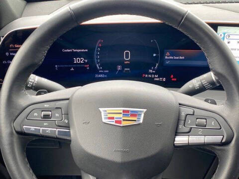 2025 Cadillac XT4 Premium Luxury