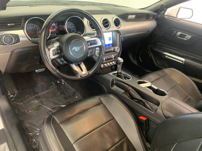 2022 Ford Mustang EcoBoost Premium
