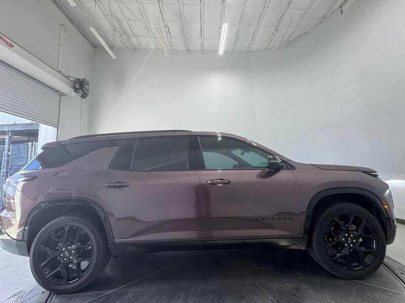 2025 Chevrolet Traverse RS