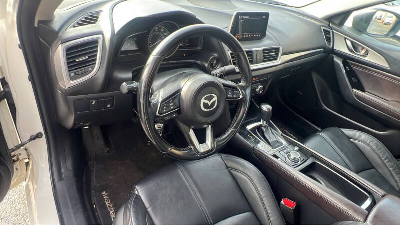 2017 Mazda MAZDA3 Touring