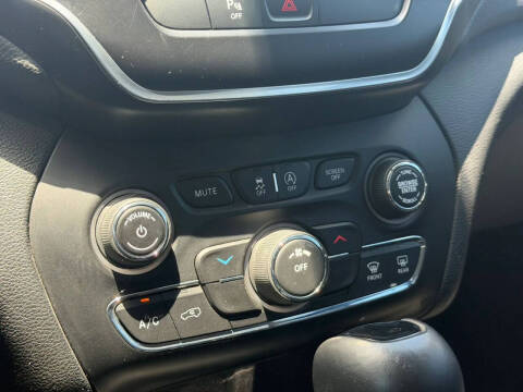 2019 Jeep Cherokee Altitude
