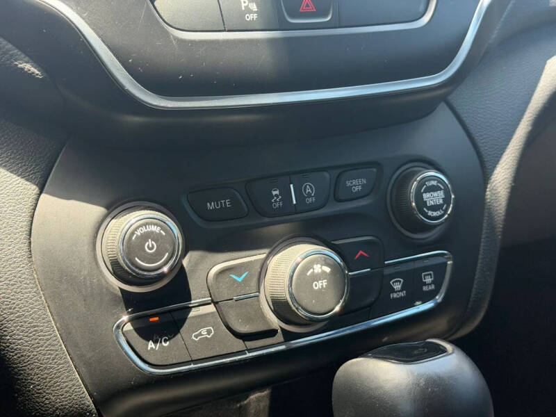 2019 Jeep Cherokee Altitude