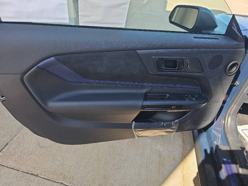 2025 Ford Mustang Dark Horse