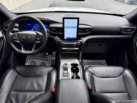 2022 Ford Explorer ST